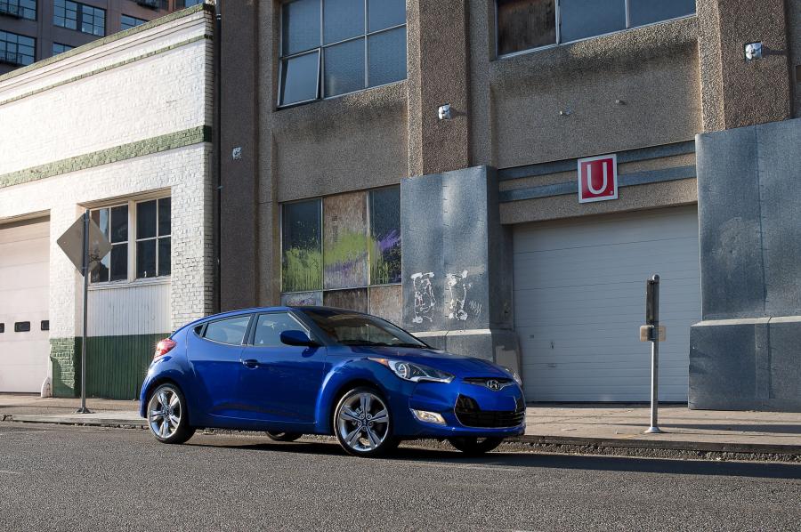  Hyundai Veloster 2011 года  (фото 171 из 184)